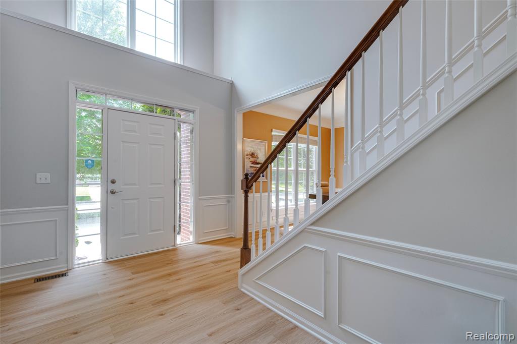 50042 Black Horse Lane, Canton, MI 48188 — Photo 11