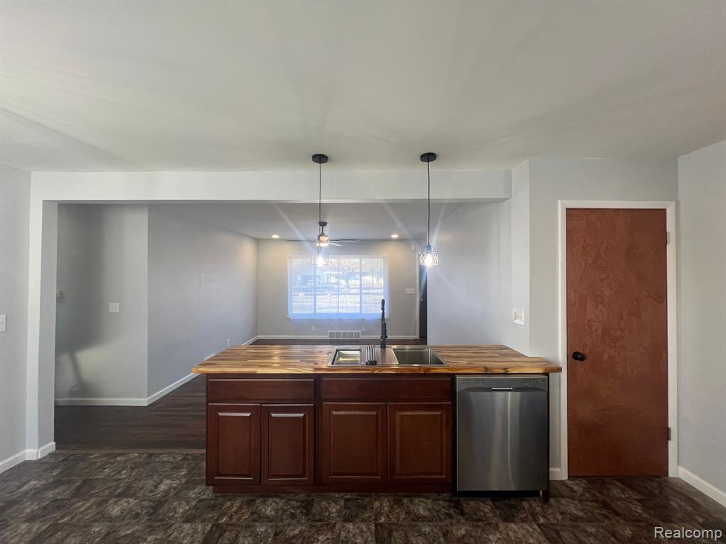 6038 NATCHEZ Drive, Mount Morris, MI 48458 — Photo 23