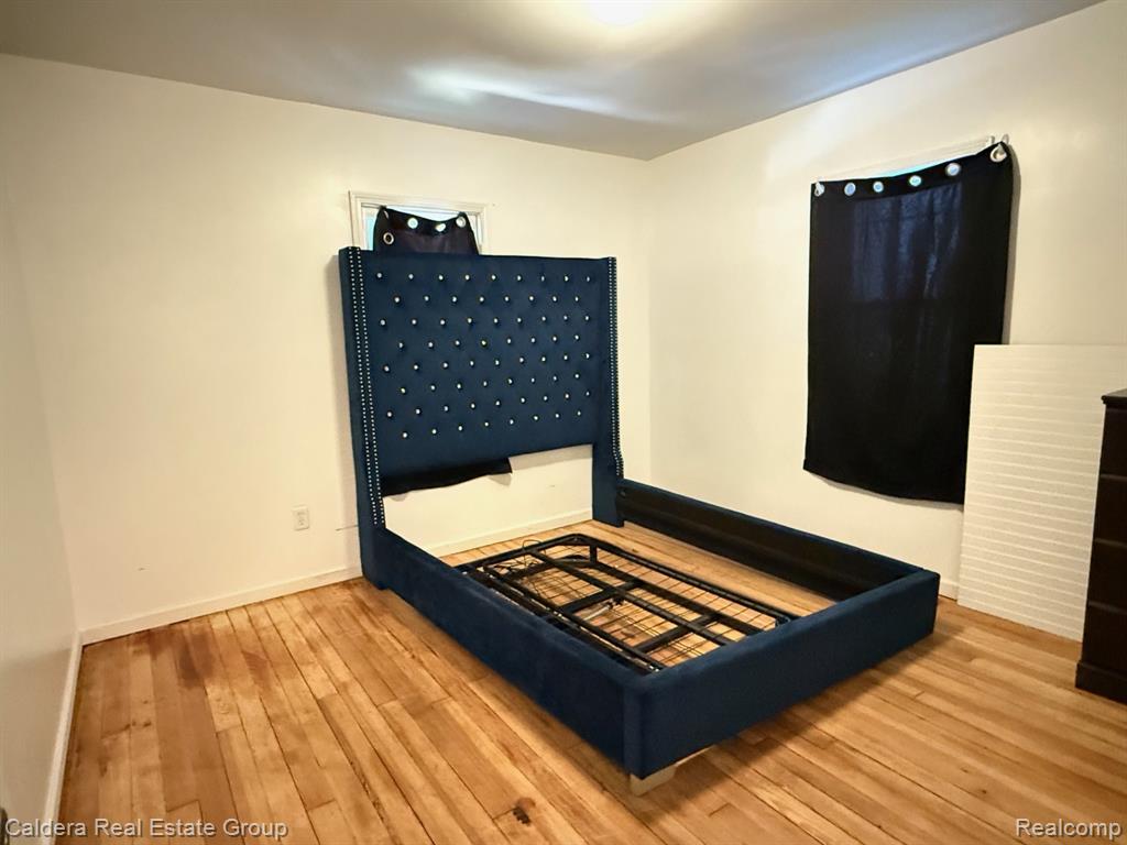 733 Black Avenue, Flint, MI 48505 — Photo 9