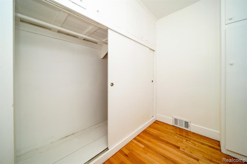 17116 Wildemere Street, Detroit, MI 48221 — Photo 60