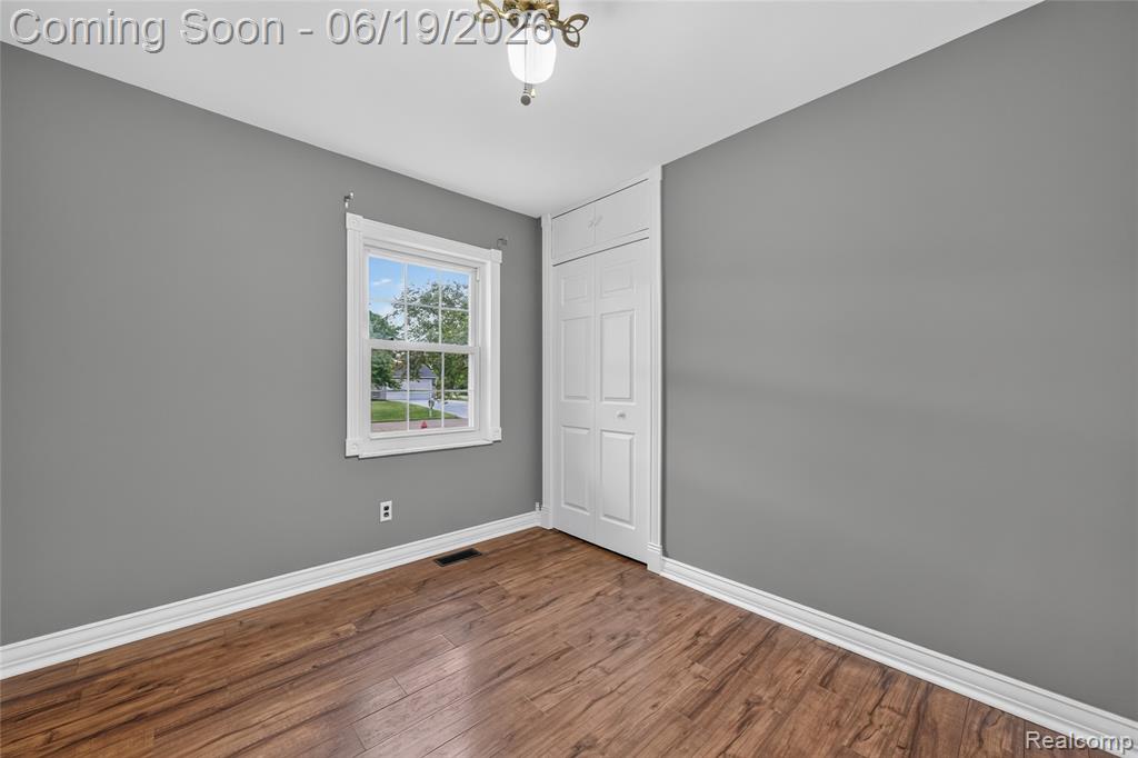 778 Manzano Drive, Wolverine Lake, MI 48390 — Photo 20
