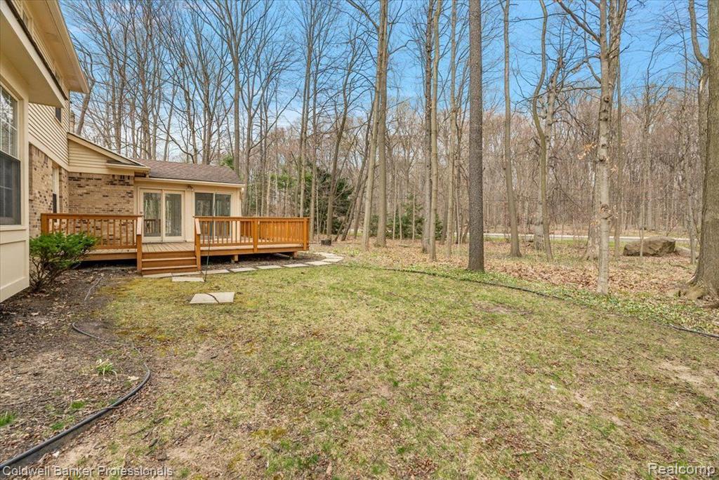 49132 PLUM TREE Drive, Plymouth, MI 48170 — Photo 8