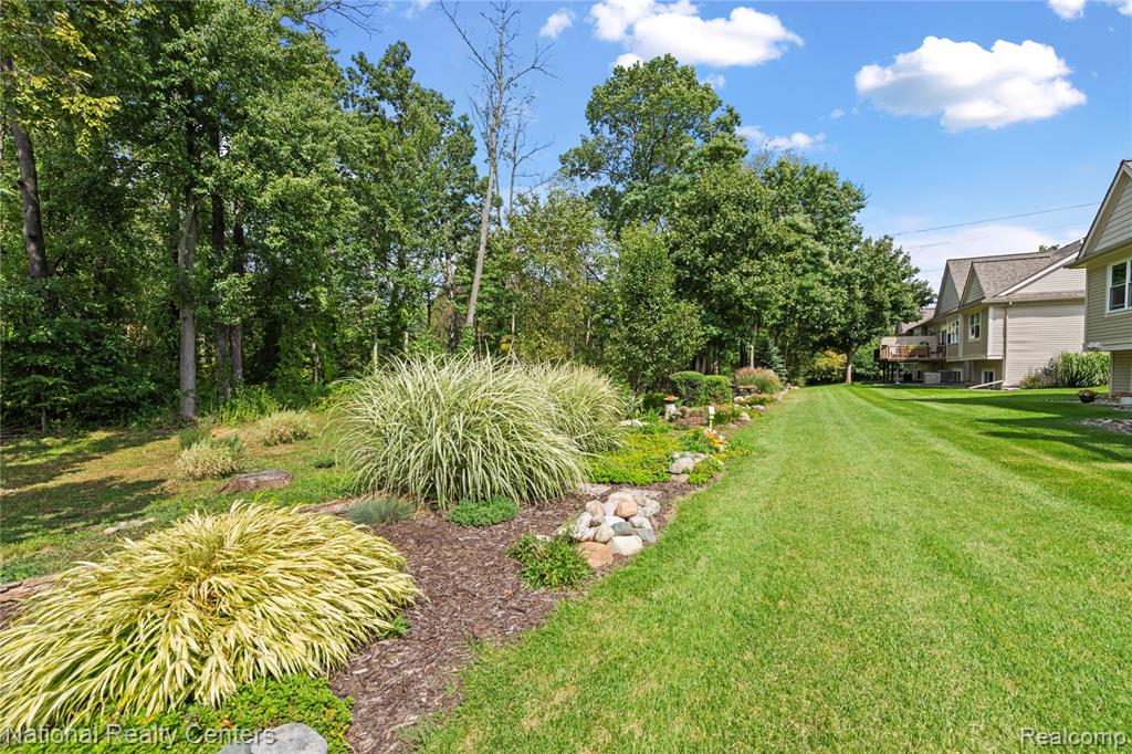 3116 Belle Terre, Commerce Twp, MI 48382 — Photo 33