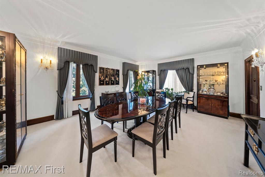 725 W BOSTON Boulevard, Detroit, MI 48202 — Photo 15