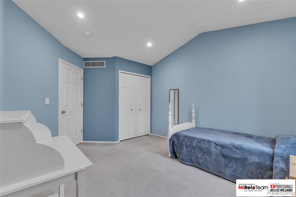 4516 Willow View Court, Howell, MI 48843 — Photo 19