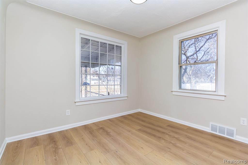 8316 RIVARD Avenue, Warren, MI 48089 — Photo 6