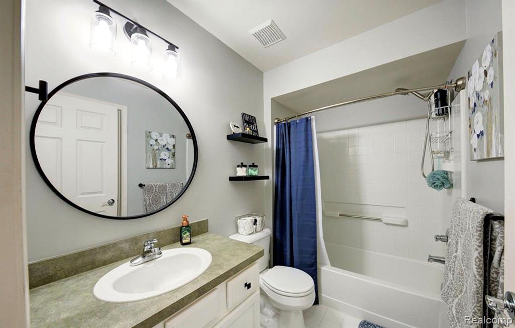 421 Village Drive, Walled Lake, MI 48390 — Photo 24