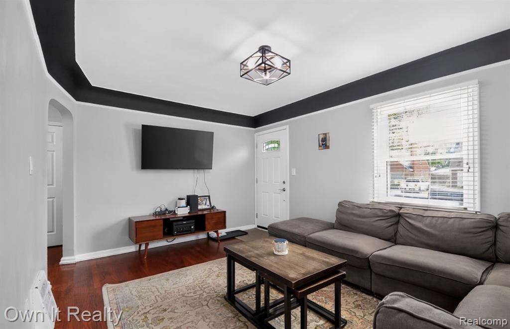 631 Nightingale Street, Dearborn, MI 48128 — Photo 2