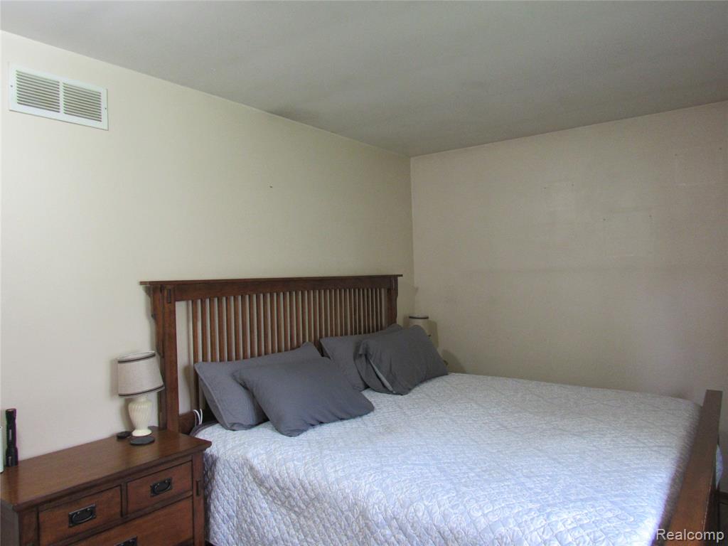 12680 Andersonville Road, Davisburg, MI 48350 — Photo 8