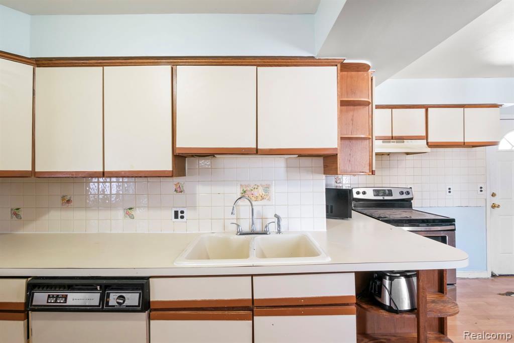 7739 Rosedale Boulevard, Allen Park, MI 48101 — Photo 12
