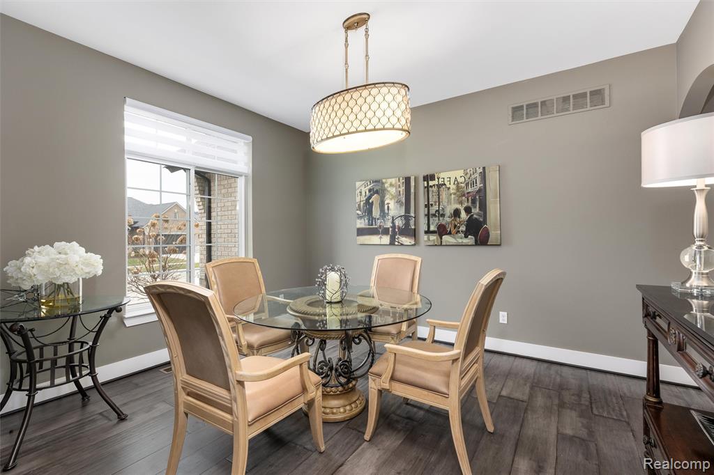 21924 E Majestic Drive, Macomb, MI 48044 — Photo 13