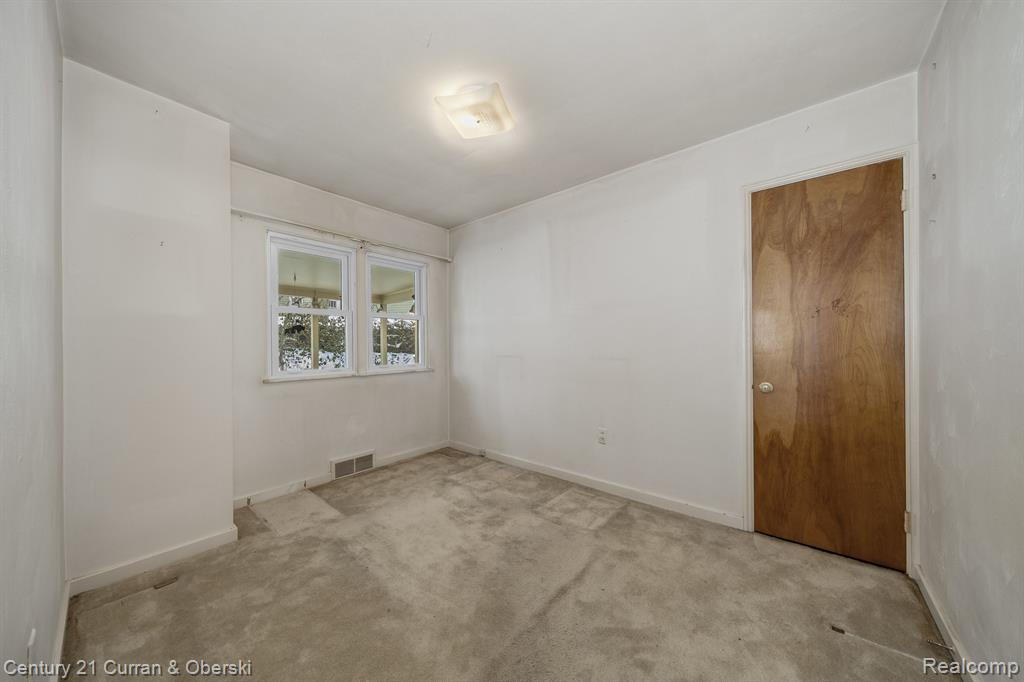 806 CAMBRIDGE Street, Ypsilanti, MI 48197 — Photo 10