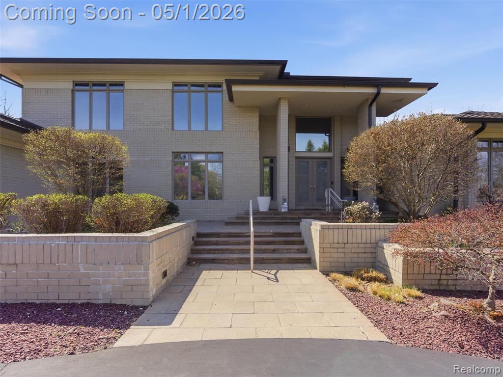 8390 Warwick Groves Court, Grand Blanc, MI 48439 — Photo 9
