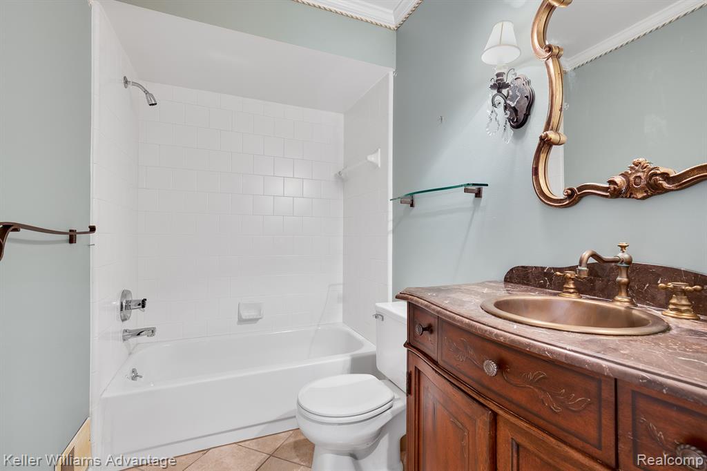39438 VILLAGE RUN Drive, Northville, MI 48168 — Photo 26