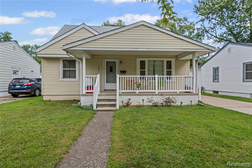 1101 Lester Avenue, Ypsilanti, MI 48198 — front exterior