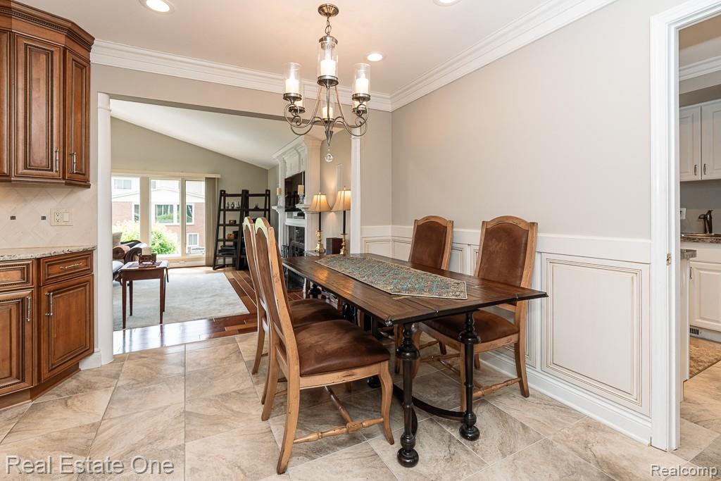 6595 Edith Court, Troy, MI 48085 — Photo 22