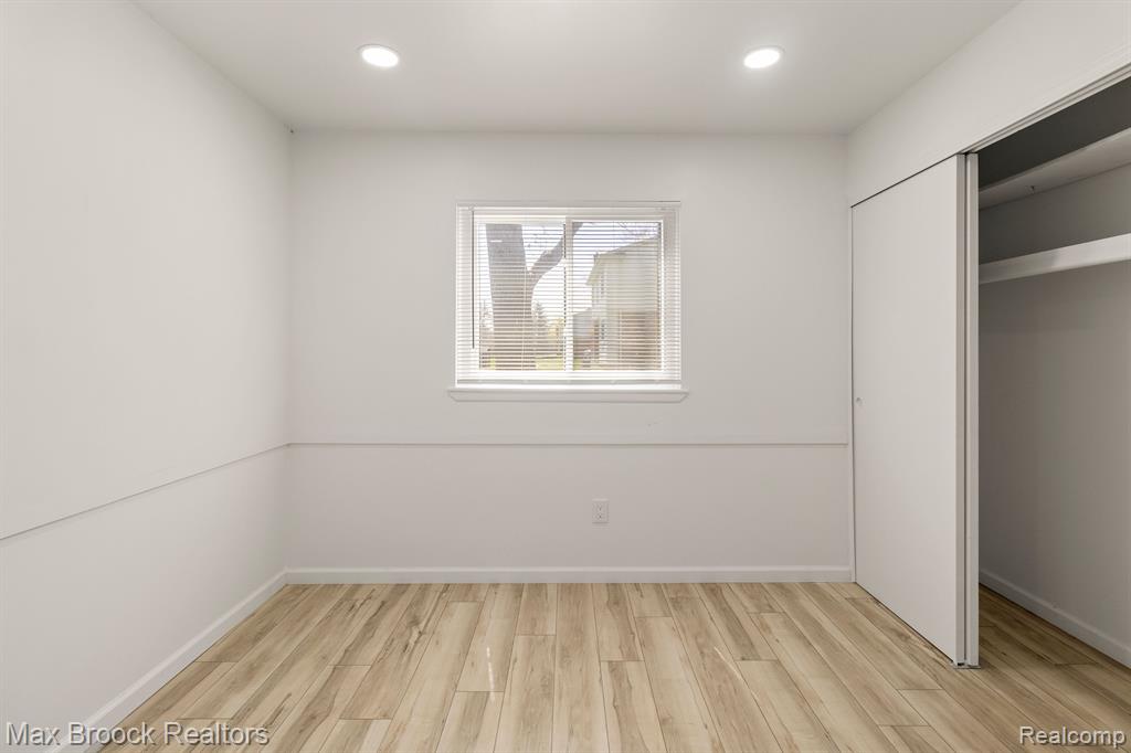 6207 NICHOLAS Drive, West Bloomfield, MI — Photo 35