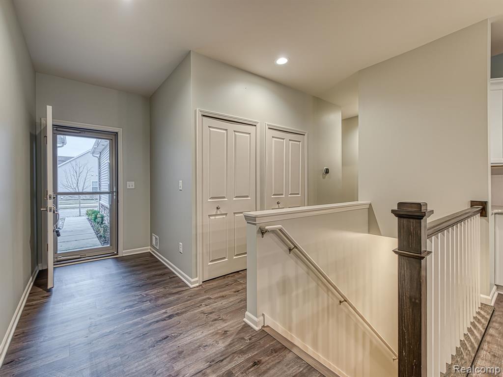 851 Plum Village Drive, Monroe, MI 48161 — Photo 10
