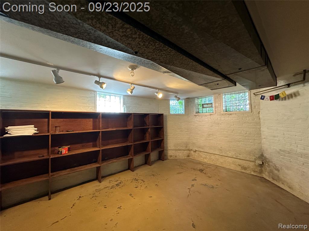 4345 Trumbull Street, Detroit, MI 48208 — Photo 24