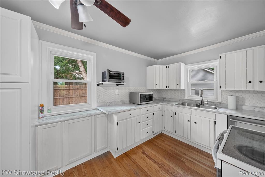 407 Broadway, Davisburg, MI 48350 — Photo 13