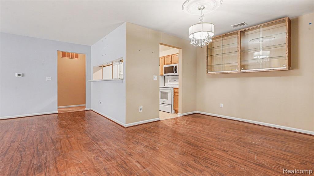 1577 Addington Lane, Ann Arbor, MI 48108 — Photo 6