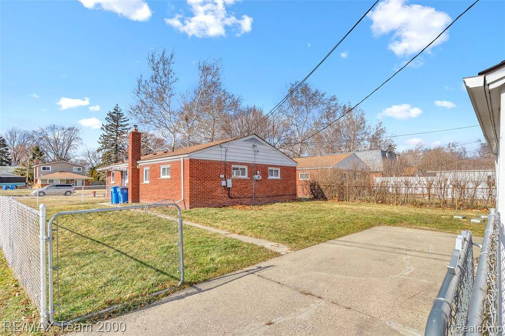 5027 Lincoln Boulevard, Dearborn Heights, MI 48125 — Photo 31