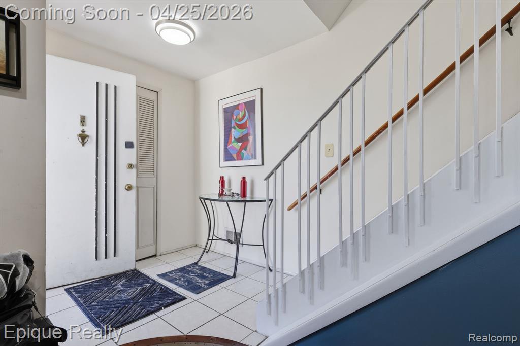 8727 Kennedy Circle, 4, Warren, MI 48093 — Photo 5