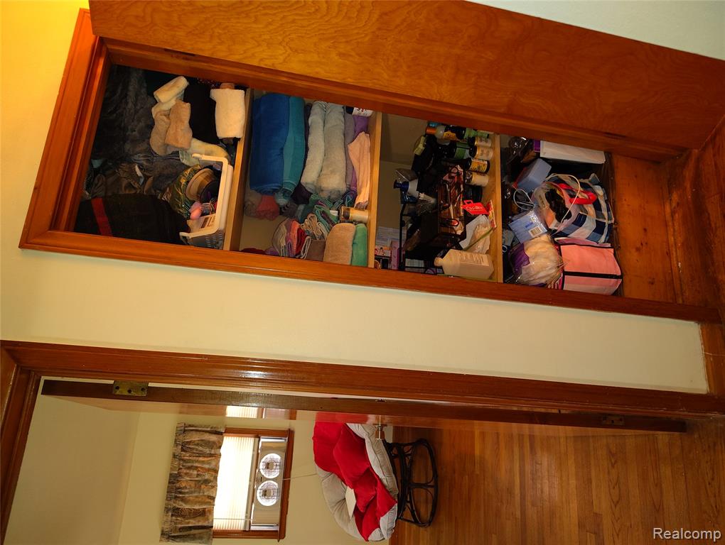6906 Greenview Avenue, Detroit, MI 48228 — Photo 17