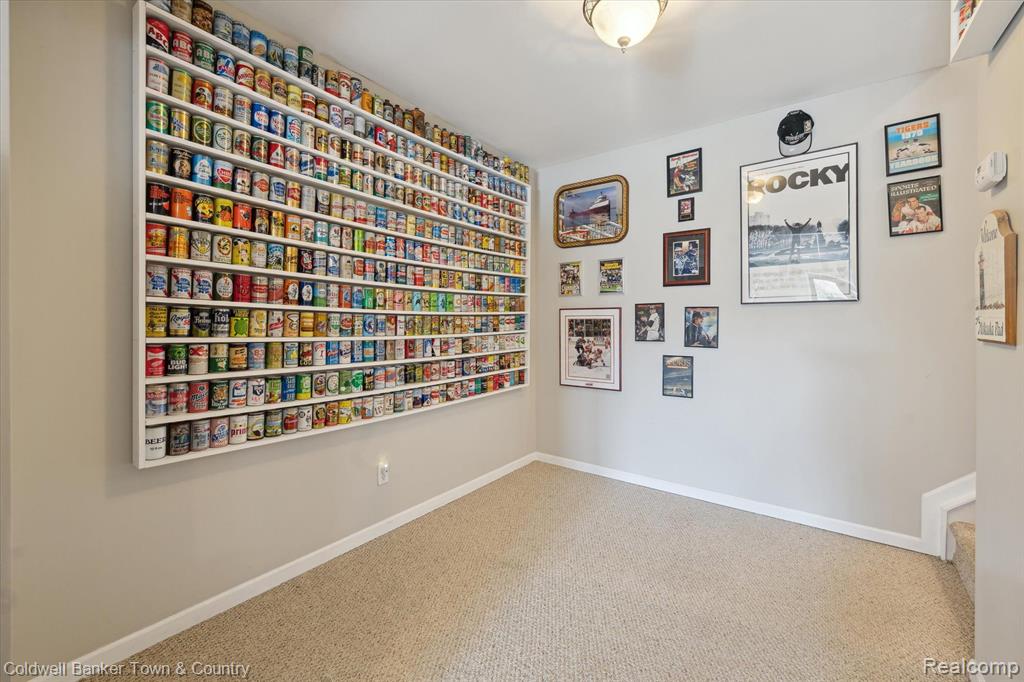 769 SADDLE CLUB Lane, Howell, MI 48843 — Photo 35