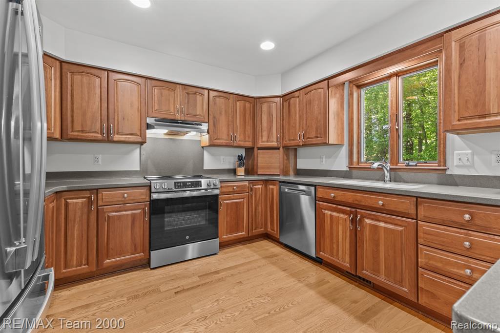 3839 Winding Pine Drive, Metamora, MI 48455 — Photo 15