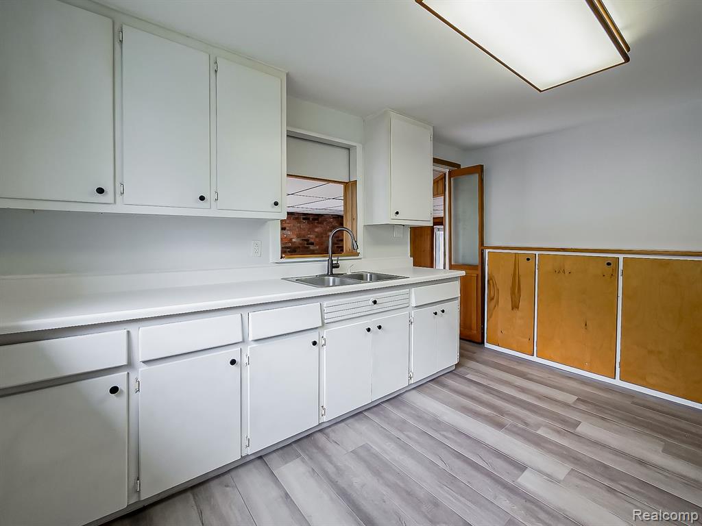 538 UNION LAKE Road, White Lake, MI — Photo 15