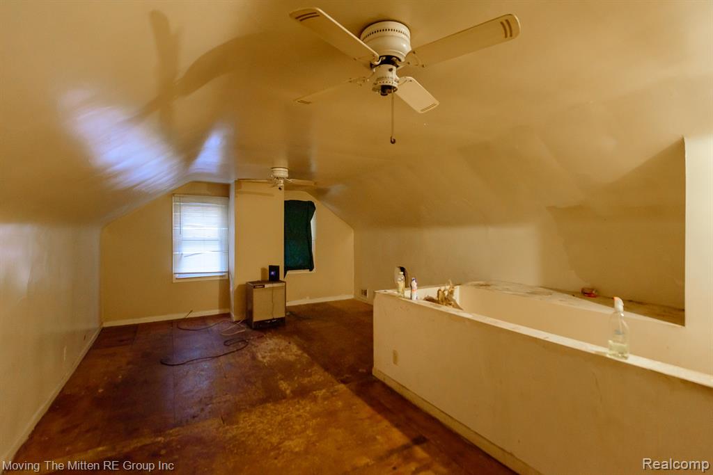 2955 S Dartmouth Street, Detroit, MI 48217 — Photo 17