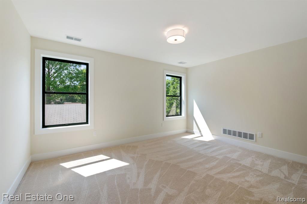 4016 W Webster Road, Royal Oak, MI 48073 — Photo 28