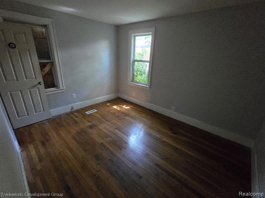 5074 DEVONSHIRE Road, Detroit, MI 48224 — Photo 13