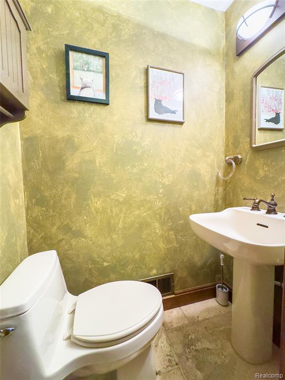8511 Bridge Road, Grosse Ile, MI 48138 — Photo 17