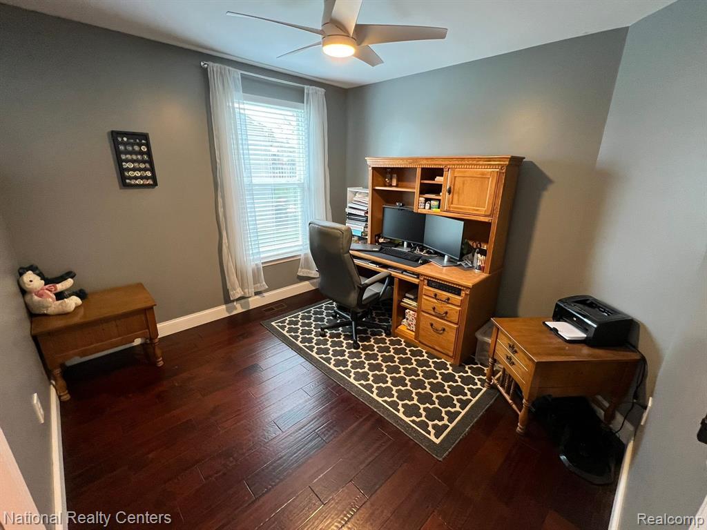 693 DEER PATH Trail, Waterford, MI 48327 — Photo 12