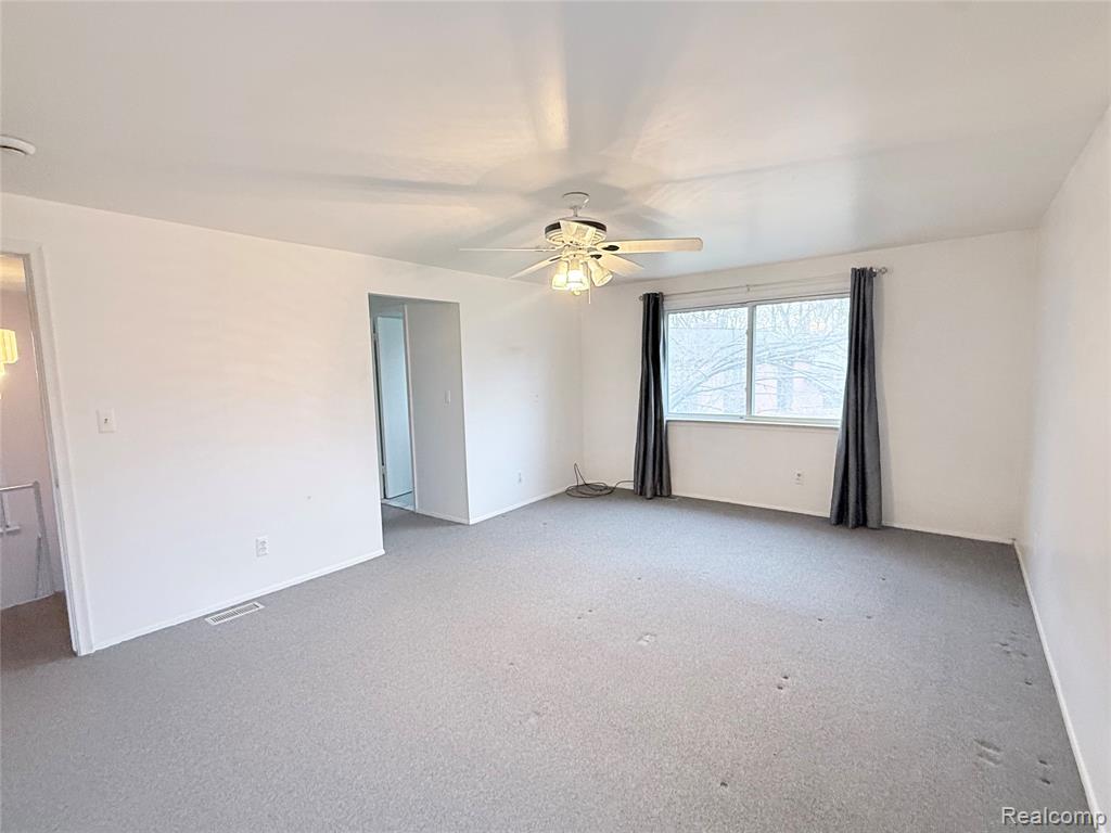 21660 Riverview Drive, Beverly Hills, MI 48025 — Photo 19