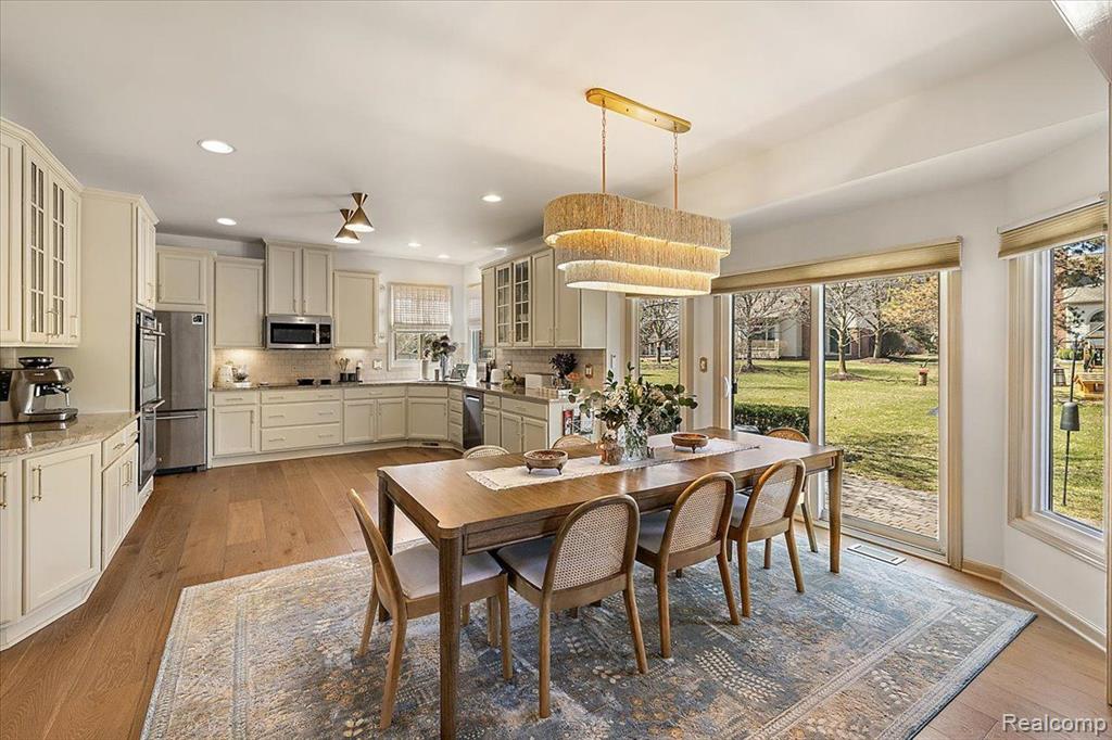 47082 NORTHUMBERLAND Street, Novi, MI — Photo 39