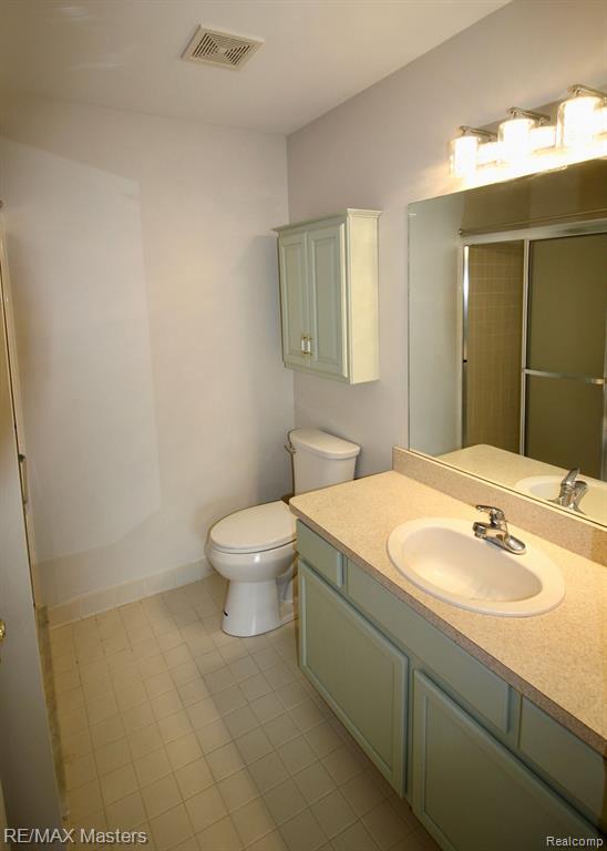 14071 Watersway, Gibraltar, MI — Photo 12