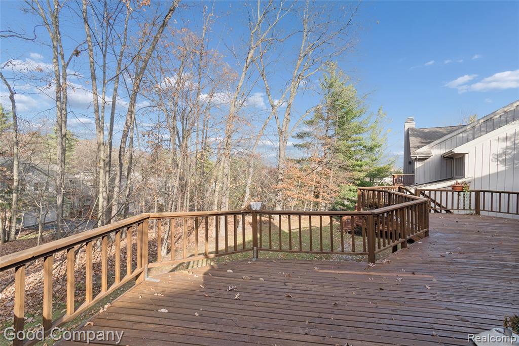 5104 Woodcliff Hill Road W, West Bloomfield, MI 48323 — Photo 53