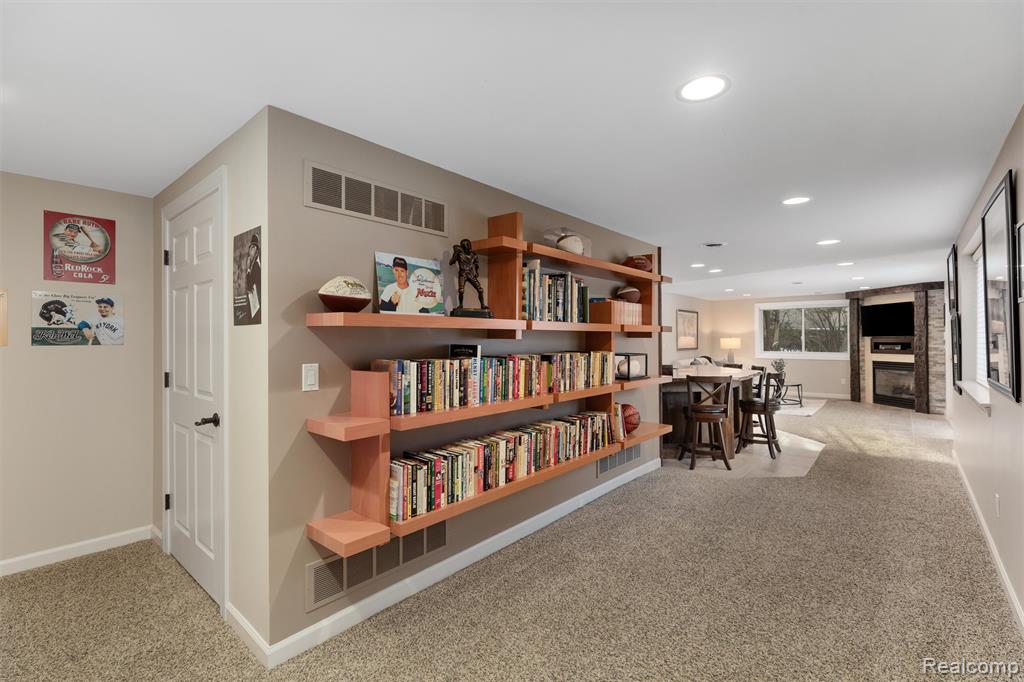 49474 Pine Ridge Court, Plymouth, MI 48170 — Photo 48