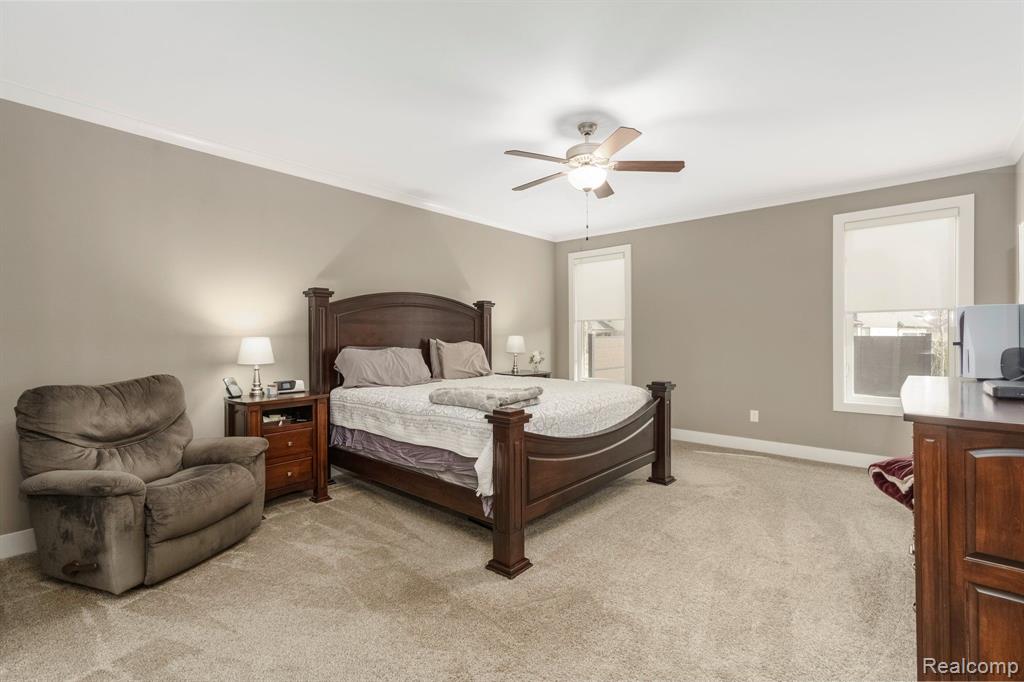 54678 BLACK HILLS Lane, Utica, MI 48316 — Photo 37