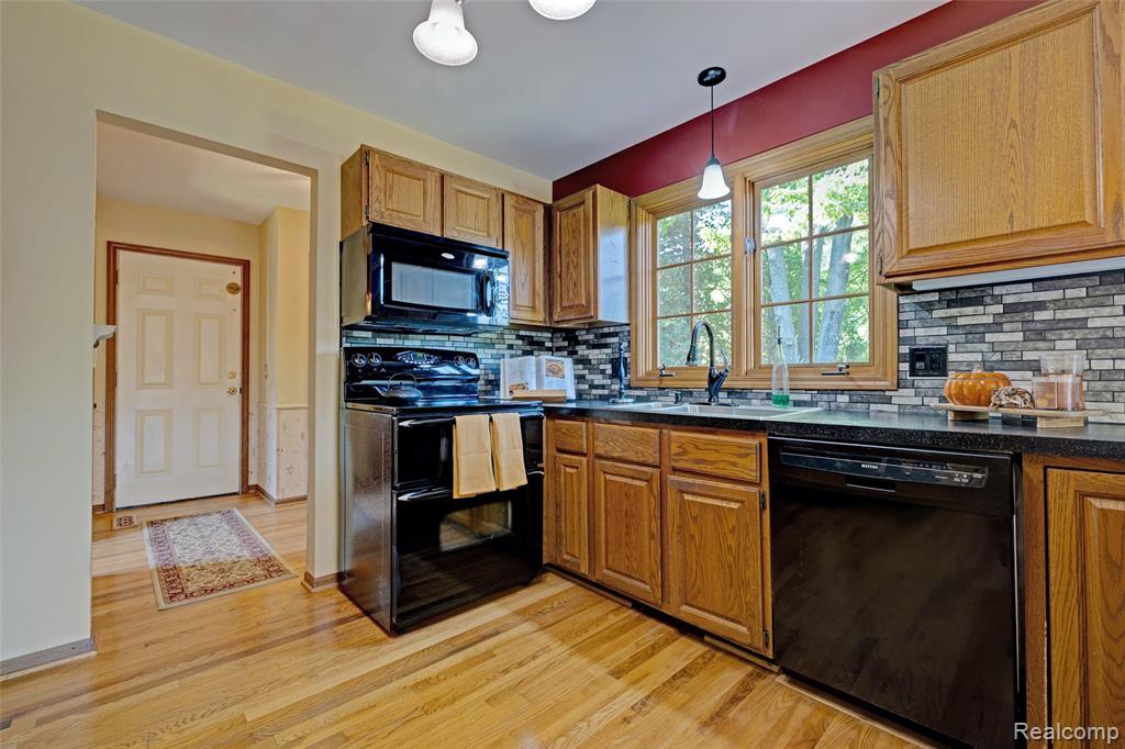 3015 Wildwood Road, Holly, MI 48442 — Photo 13