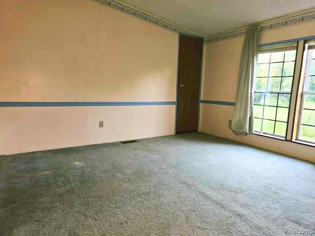 6392 Lake Rd, Millington, MI 48746 — Photo 11