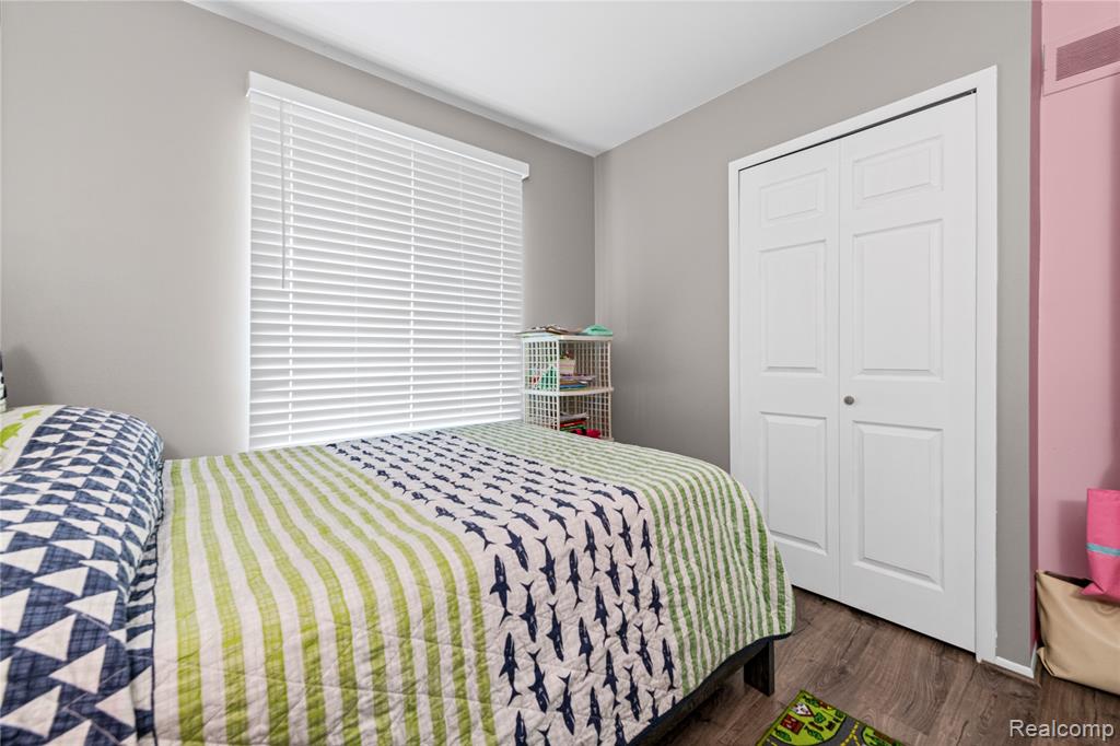 42719 Walker Street, Clinton Twp, MI 48038 — Photo 8