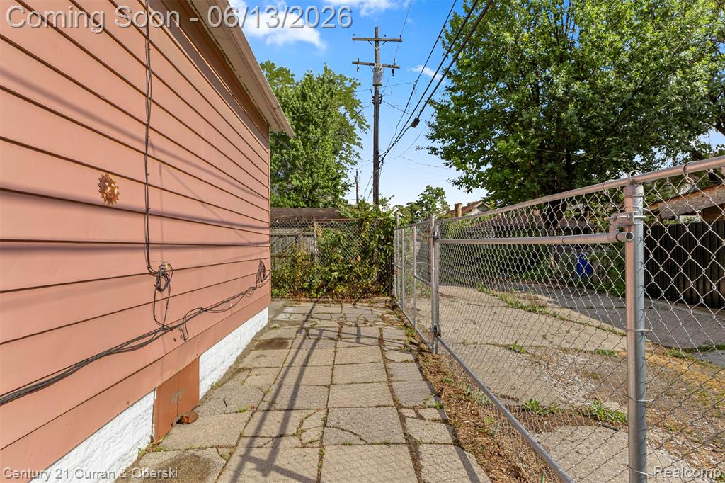 3438 Randall Street, Detroit, MI 48216 — Photo 23