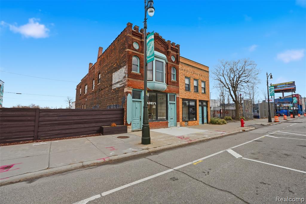 2544 Michigan Avenue - Photo 3