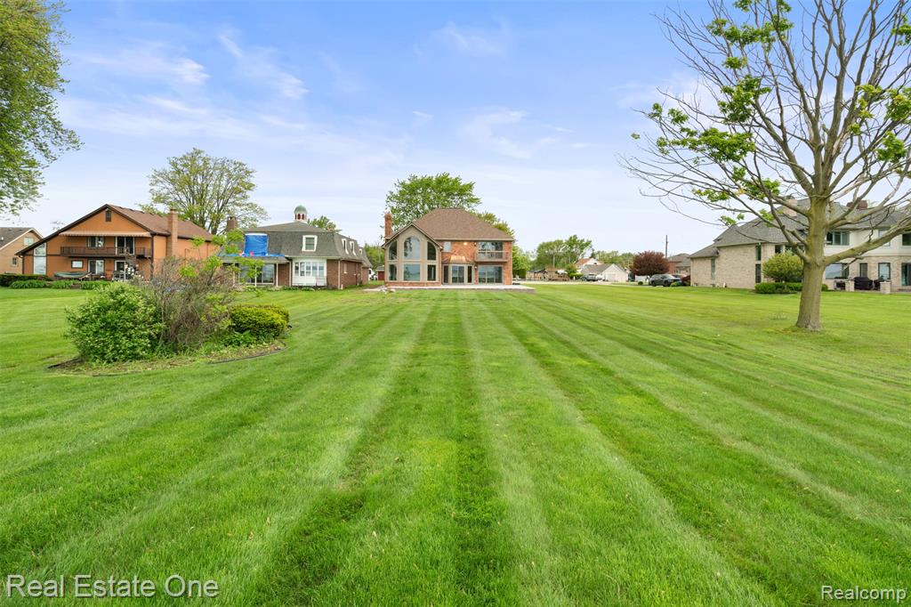 48556 Harbor Drive, Chesterfield, MI 48047 — Photo 54