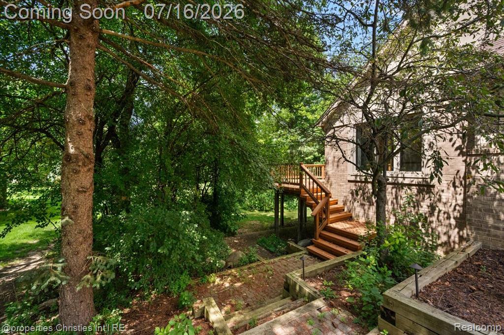969 Whitegate Drive, Northville, MI 48167 — Photo 61