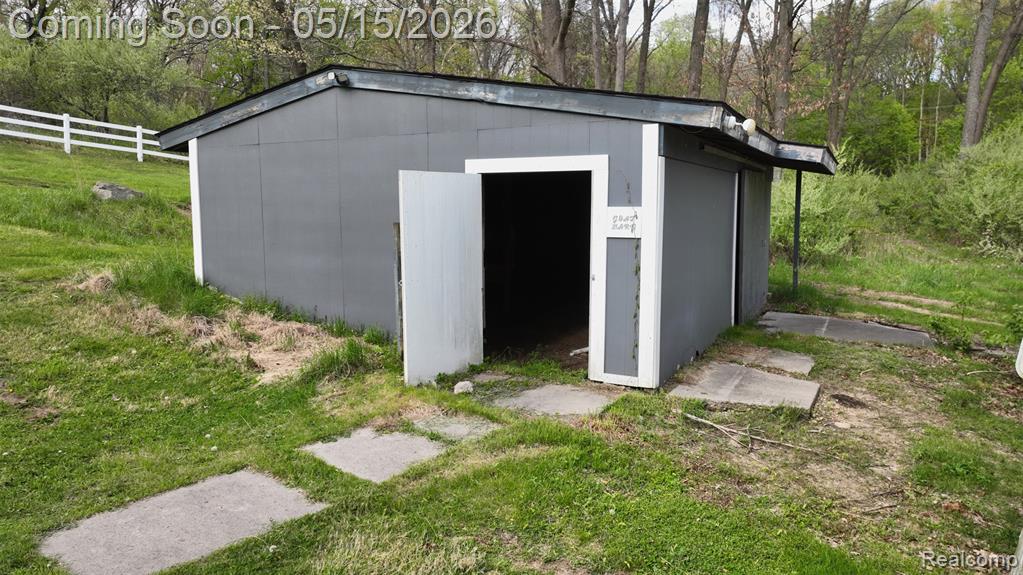10300 Clark Road, Davisburg, MI 48350 — Photo 31